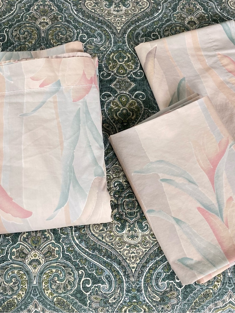 Floral Pastel Vintage Sheet Set - Soft Pink & Mint Tulips